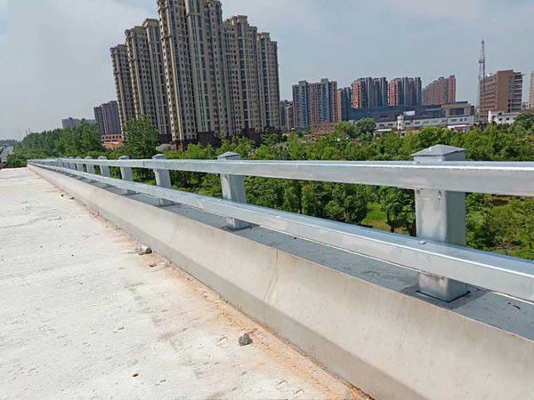 德昌道路护栏